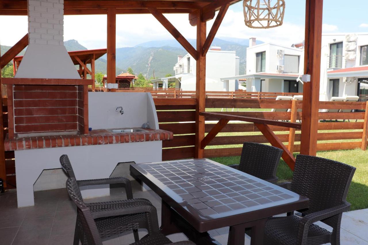 Olympus Paradise 4 Skotina Exterior photo